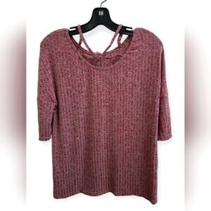 NWT women's Small maroon tee